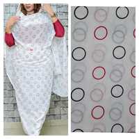 Vente en Gros d'Usine Tissu Voile Thobe Soudanais Coton Peigné Tissé Impression Numérique Poids Moyen Haute Qualité Nouveaux Motifs Robe pour
