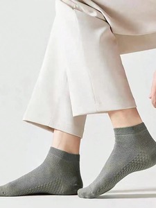 Venta caliente calcetines atléticos personalizados para hombres nueva llegada calcetines largos transpirables para deportes al aire libre mejor precio - Product Image 3