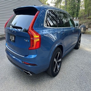 Perfect Blend 2020 Vol Vo XC90 T6 R-Design Tracción en todas las ruedas 8 velocidades Explosión automática Azul Metálico SUV de lujo - Product Image 2