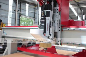 Routeur CNC ATC <span class=keywords><strong>de</strong></span> type disque Jinan M-shine, nouveau modèle, pour la fabrication <span class=keywords><strong>de</strong></span> portes en bois - Product Image 2