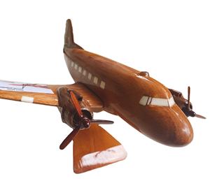 Soporte de exhibición de logotipo de madera ersonalizado hecho en Vietnam a partir de 99 DATOS dorados - Product Image 1