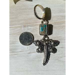 Pendentif Libellule en Turquoise et Argent Sterling Jereme Delgarito Pilot Mountain avec Technologie d'Encastrement par Lunette - Product Image 3
