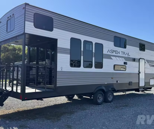 Explore las caravanas económicas 2024 2023 2022 de la marca Dutchmen RV Aspen Trail para acampar - Product Image 1