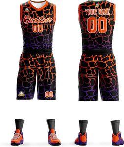 Uniforme de basket-ball conçu sur mesure pour hommes et femmes Ensemble de jersey à impression sublimée en polyester évacuant l'humidité - Product Image 1