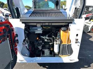 รถตักล้อยางขนาดเล็ก S76 / S650 Bobcat สำหรับขาย - Product Image 5