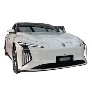 SUV Híbrido de Lujo de Rango Extendido 2025 |   SUV Eléctrico y de Combustible de Alto Rendimiento con Motor de 200-250kW y Batería de 90-110kWh, Hecho en China - Product Image 1