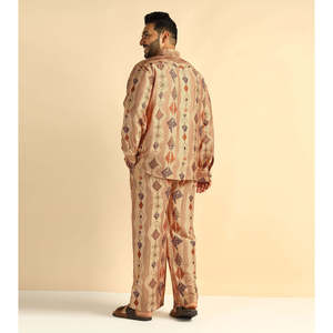 Ensemble coordonné pour homme Amanush, imprimé géométrique, grande taille, manches longues, col mandarin, kurta avec pantalon longueur cheville, tenue décontractée - Product Image 4