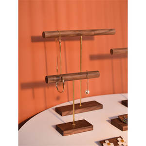 Soporte de joyería de madera con forma de diseño en T simple Soporte de joyería de madera de alta calidad Último diseño de la India Alto en demanda Nuevo estilo - Product Image 6