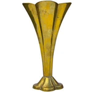 Vase en métal moderne et élégant fait à la main pour le salon, vase à fleurs en métal, pièce décorative pour les hôtels et la décoration, vase à fleurs - Product Image 1