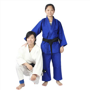 Uniformes de Karate personalizados profesionales de alto impacto Ropa de artes marciales para adultos cómoda de secado rápido en colores personalizados - Product Image 1