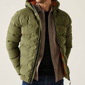 2025 nuevo estilo de moda chaqueta acolchada para hombre precio al por mayor chaqueta de invierno abrigo para hombres y mujeres chaqueta al aire libre para la temporada de frío - Product Image 1
