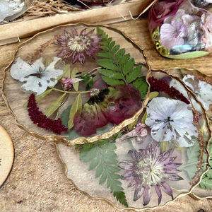 Ensemble de sous-verres en résine époxy avec effet océan Cadeau décoratif Meilleure pièce en résine époxy couleur or avec articles de fête - Product Image 2