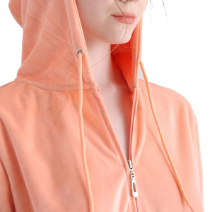 Chándales de terciopelo pesado de diseño personalizado de alta calidad para damas Producto de tendencia superior Chándal de terciopelo para mujer - Product Image 6