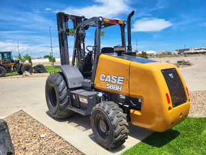 Montacargas con pluma elevadora Case 588H usado del 2023 - Product Image 4