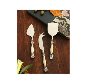 ชุดชีสสแตนเลสด้ามจับมุกดีไซน์นูนทำด้วยมือ - Product Image 2