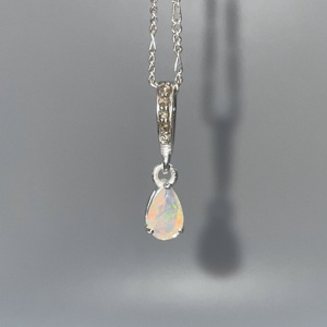 Pendentif en alliage de zinc fait à la main, plaqué argent, zircon, motif floral vintage multi-feu, pendentif de mode chrétien - Product Image 3
