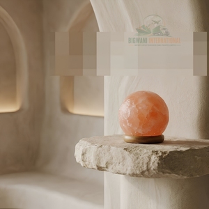 Lámpara de Sal Rosa del Himalaya en Forma de Bola, Tallada a Mano, Esfera de Sal Natural, Perfecta para Meditación, Relajación y Bienestar - Product Image 4