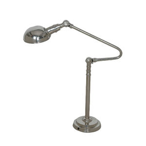 2025 Diseño Premium Lámparas de pie de metal de acero inoxidable hechas a mano Lámparas de pie eléctricas técnicas hechas a mano Fabricante - Product Image 1