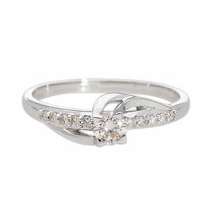 Élégante bague en or 14 carats avec centre en diamant naturel rond de 0,33 ct et pierres d'appoint dans un cadre de bande croisée pour un charme intemporel - Product Image 2