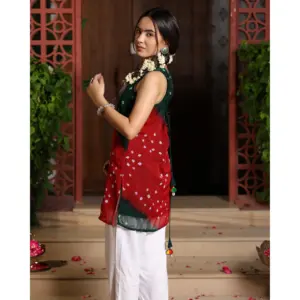 Conjunto de Kurta de Chifón Puro Bandhani Rojo para Mujer - Product Image 2