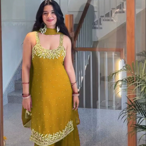 Conjunto Sharara Étnico de Diseñador de Alta Calidad para Mujer, en Falsa Georgette con Bordado, Tonos Elegantes, Perfecto para Bodas y Ocasiones Festivas - Product Image 1