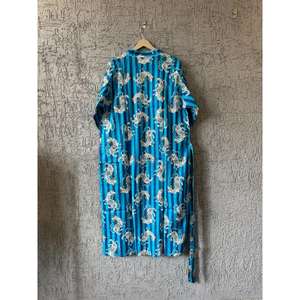 Robe kimono japonaise faite à la main Robe de nuit imprimée tigre pour femmes Coton indien Saison d'été pour demoiselles d'honneur - Product Image 4