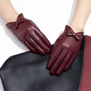 Fabricant avec votre propre logo Gants de conduite automobile Logo professionnel imprimé Qualité fine pour les gants de conduite Meilleur tarif - Product Image 5