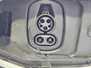 CHEVROLET EQUINOX EV LT LHD 2026 DE PRIMERA MANO, COCHE USADO EN PERFECTAS CONDICIONES - Product Image 2