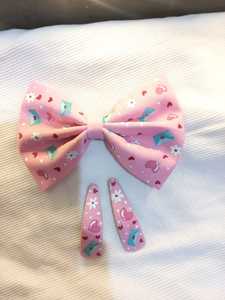 Arcs à cheveux recouverts de tissu en lin peints à la main sur mesure avec pinces à cheveux assorties, idéaux pour les magasins d'accessoires de cheveux à revendre - Product Image 4