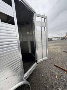 Remolque para 2 caballos de 7'6” de altura - Product Image 6