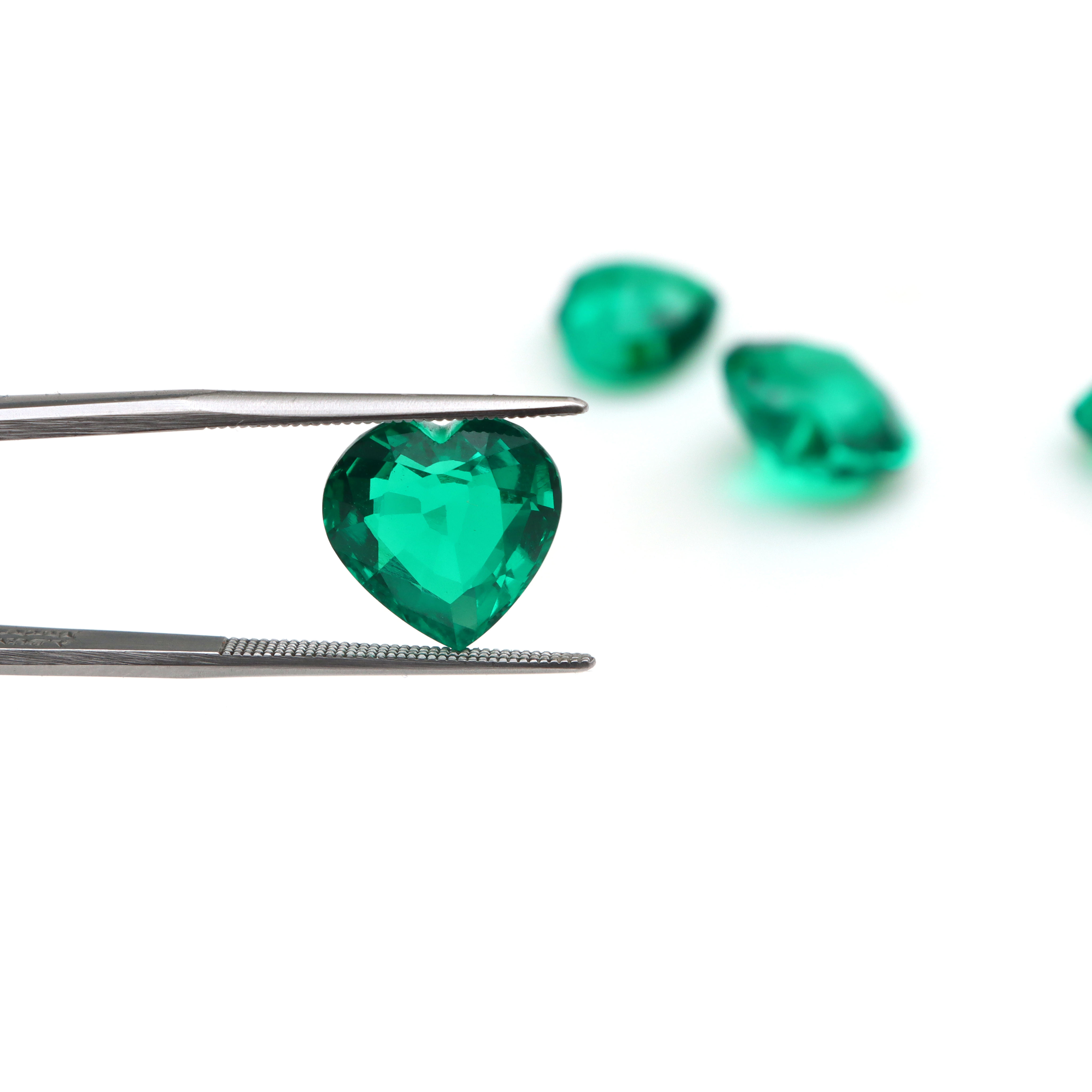 สีเขียว