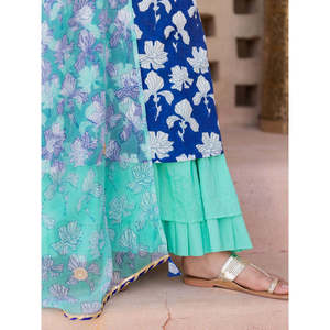 Turquoise Crinkled Knit Pleated <b>Skirt</b> with <b>Elastic</b> <b>Waist</b> - Product Image 4