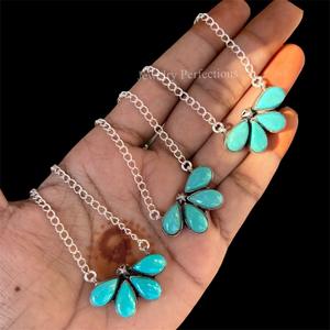 Collier élégant et unique en turquoise d'Arizona avec pendentif en moissanite, bijoux fins tendance pour femmes pour les occasions de fête - Product Image 3