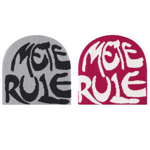 Bonnet surdimensionné tendance en tricot de mohair, logo personnalisé - Product Image 4