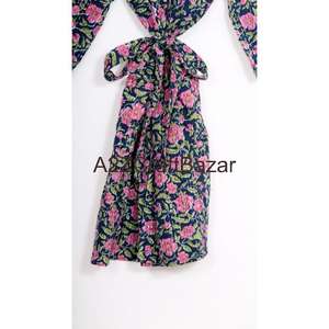 Bata Kimono Corta Kantha Vintage Hecha a Mano, Abrigo de Edredón Indio con Patrón Floral de Lujo, Chaqueta Suave de Invierno, Camisón de Otoño con Cuello en V - Product Image 6