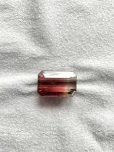 Turmalina Rosa Bicolor de 41.56 Quilates, Corte Cojín, Piedra Preciosa de Alta Calidad para Joyería Fina, Natural - Product Image 3