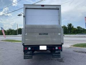 Económico Chevrolet Express Chassis 3500 139 Cutaway 2016 con 1WT RWD, LHD/RHD - Product Image 2