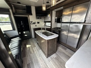 D-u-t-c-h-m-e-n V-o-l-t-a-g-e 3845 d'occasion de 2022 prêt à la vente - Product Image 2