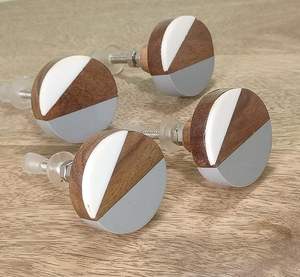 Bouton de meuble en bois et résine au design unique de haute qualité de l'Inde Style rond moderne en résine portes de tiroirs de cuisine de chambre à coucher - Product Image 6