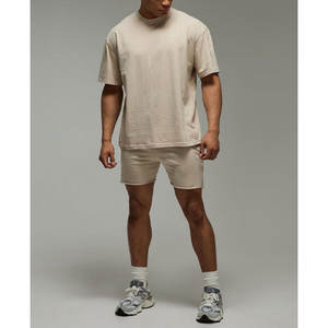 Ensemble de vêtements d'été pour homme, 2 pièces, t-shirt et short de haute qualité, streetwear décontracté, ensemble de haut et de short tendance pour homme - Product Image 1