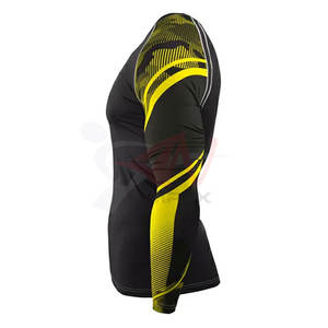 เสื้อแรชการ์ดแขนยาวสำหรับผู้ชาย รุ่นยอดนิยม ใส่สบาย ยืดหยุ่น แห้งเร็ว เหมาะสำหรับการออกกำลังกาย - Product Image 3