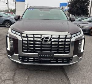 2024 pour Palisade Gauche AWD avec sièges en cuir, système de navigation, démarrage à distance, toit ouvrant, jantes en alliage R17 - Product Image 1