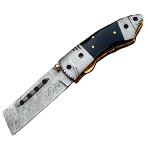 Cuchillo de bolsillo plegable de acero de Damasco personalizado más vendido, cuchillo de caza OEM hecho a mano con mango de cuerno - Product Image 1