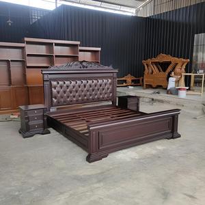 Ensemble de chambre à coucher traditionnel en teck massif, lit capitonné, tiroirs, tables de chevet, meubles de rangement écologiques Java - Product Image 5