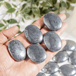 Piedras Planas de Hematita Cristalina Pulida de Primera Calidad al por Mayor para Sanación, Meditación y Decoración - Product Image 3