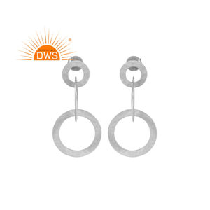 Último diseño hecho a mano, conjunto de latón, pendiente colgante hecho a mano Chapado en plata, joyería fina Demi para mujer, regalo para ella - Product Image 1