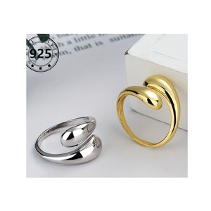 Elegant reusable <b>metal</b> napkin <b>rings</b> <b>for</b> sophisticated dining experiences banquets celebrations and stylish interiors - Product Image 1