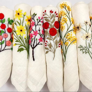 Servilleta de té Hemstitch, mesa de comedor fina blanca, servilletas de cena de lino con monograma bordadas a mano para bodas - Product Image 1