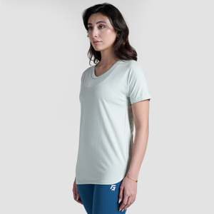 T-shirt long Modfit vert clair en tissu tricoté respirant - Product Image 3