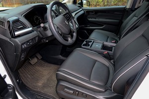 รถยนต์ฮอนด้า โอดิสซีย์ ทัวริ่ง ปี 2025 รุ่นยอดนิยม เกียร์อัตโนมัติ เบาะหนัง - Product Image 2